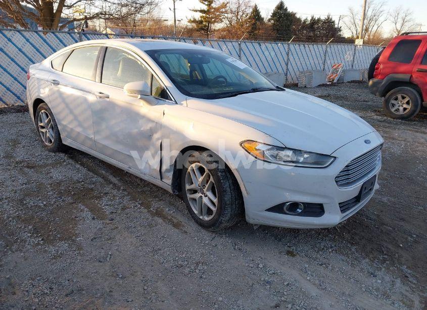 2016 Ford Fusion SE (VIN 3FA6P0HD8GR131254) main photo
