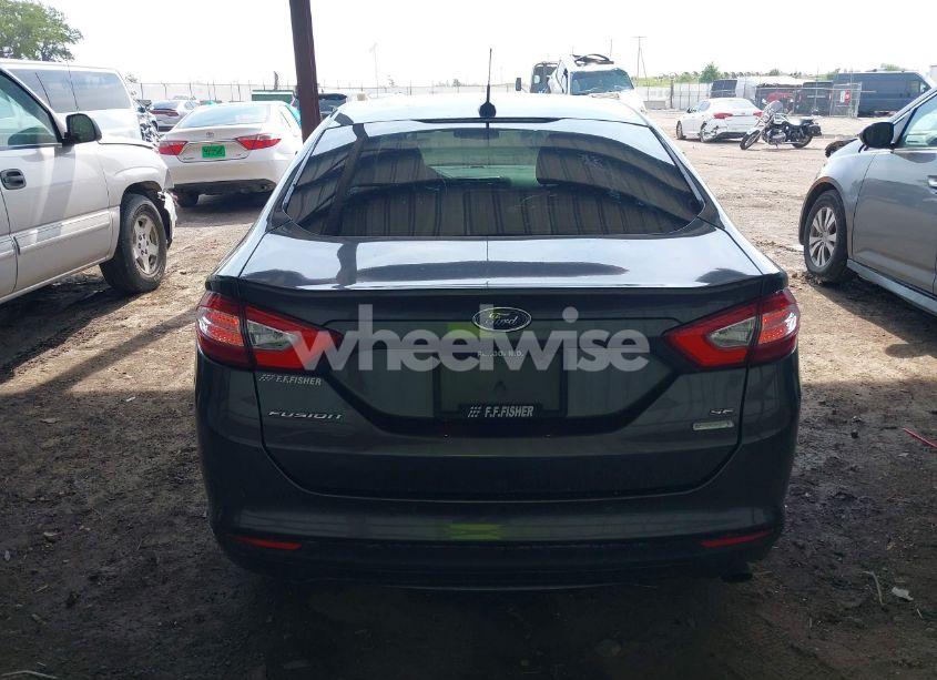 Photo 16 of 2016 Ford Fusion SE (VIN 3FA6P0HD8GR284751)