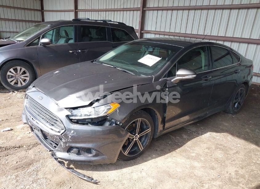 Photo 2 of 2016 Ford Fusion SE (VIN 3FA6P0HD8GR284751)