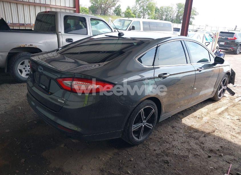 Photo 4 of 2016 Ford Fusion SE (VIN 3FA6P0HD8GR284751)