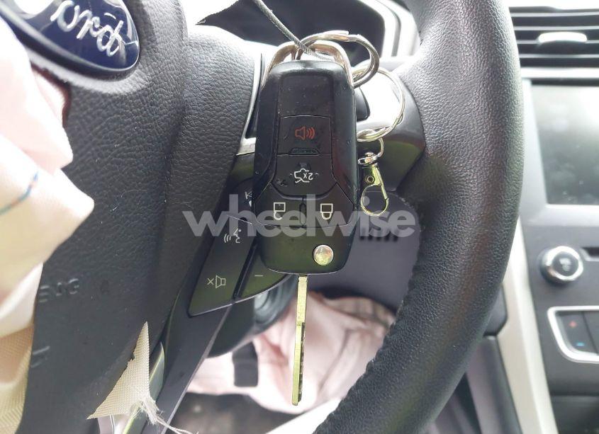 Photo 11 of 2016 Ford Fusion SE (VIN 3FA6P0HD8GR354622)