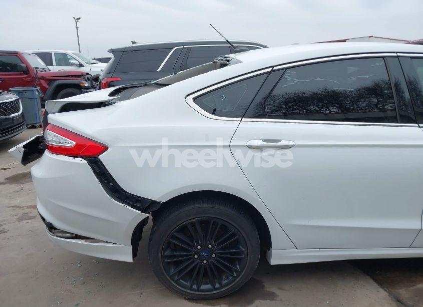 Photo 19 of 2016 Ford Fusion SE (VIN 3FA6P0HD8GR354622)