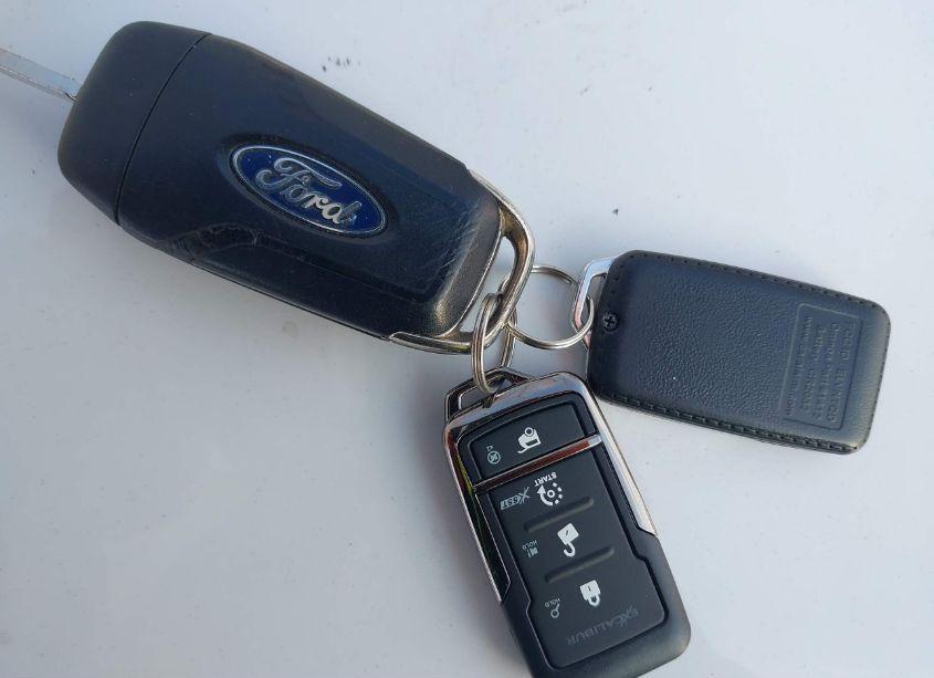 Photo 11 of 2016 Ford Fusion SE (VIN 3FA6P0HD8GR360761)