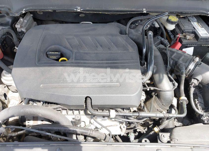 Photo 10 of 2016 Ford Fusion SE (VIN 3FA6P0HD8GR402068)