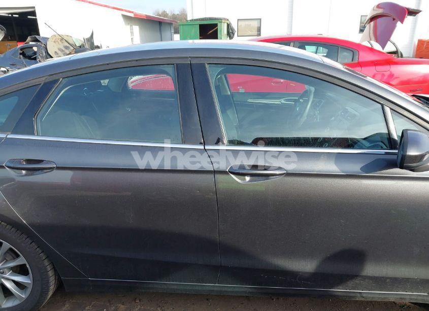 Photo 14 of 2017 Ford Fusion SE (VIN 3FA6P0HD8HR128646)