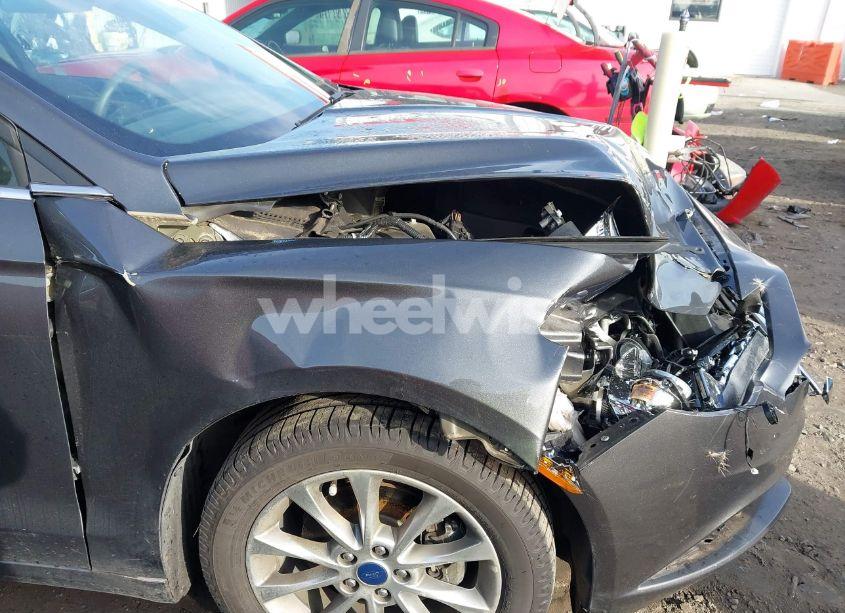 Photo 6 of 2017 Ford Fusion SE (VIN 3FA6P0HD8HR128646)