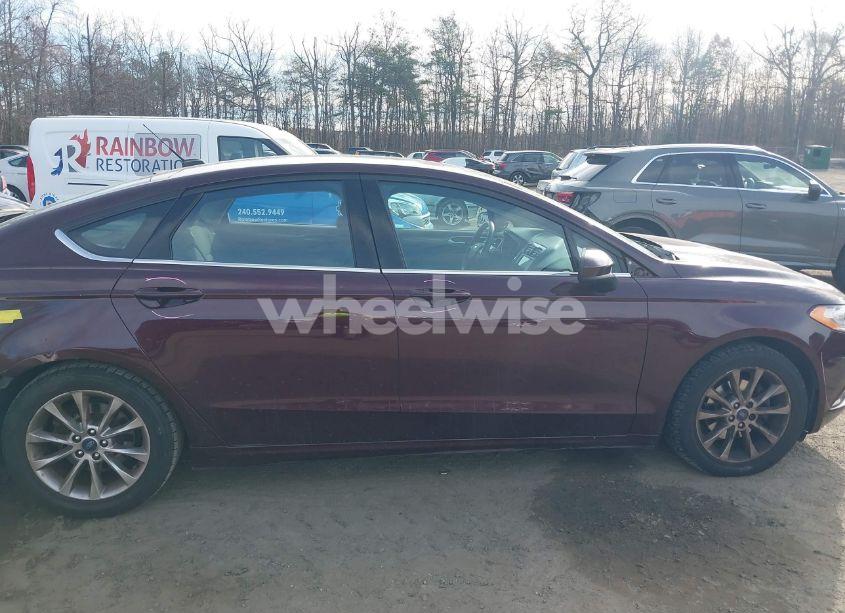 Photo 13 of 2017 Ford Fusion SE (VIN 3FA6P0HD8HR137038)