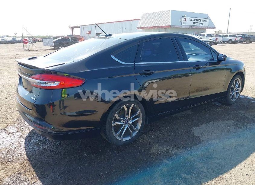 Photo 4 of 2017 Ford Fusion SE (VIN 3FA6P0HD8HR157077)