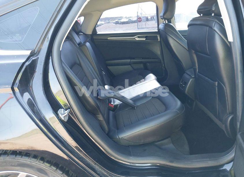 Photo 8 of 2017 Ford Fusion SE (VIN 3FA6P0HD8HR157077)