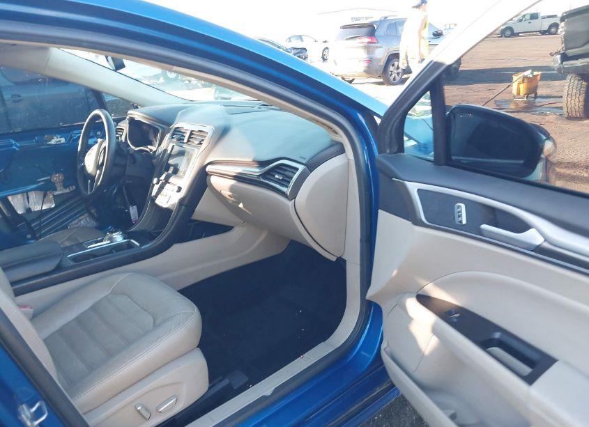 Photo 5 of 2017 Ford Fusion SE (VIN 3FA6P0HD8HR214359)