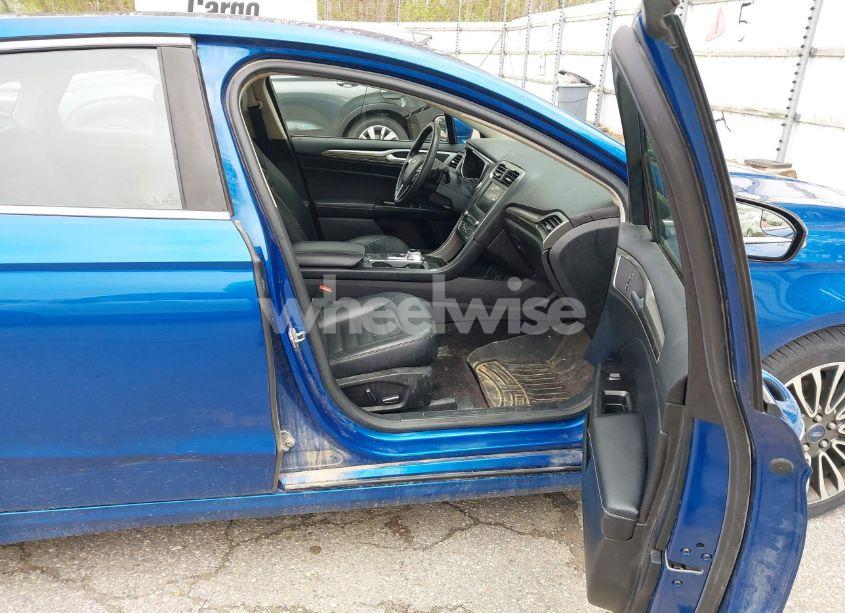 Photo 5 of 2017 Ford Fusion SE (VIN 3FA6P0HD8HR220338)