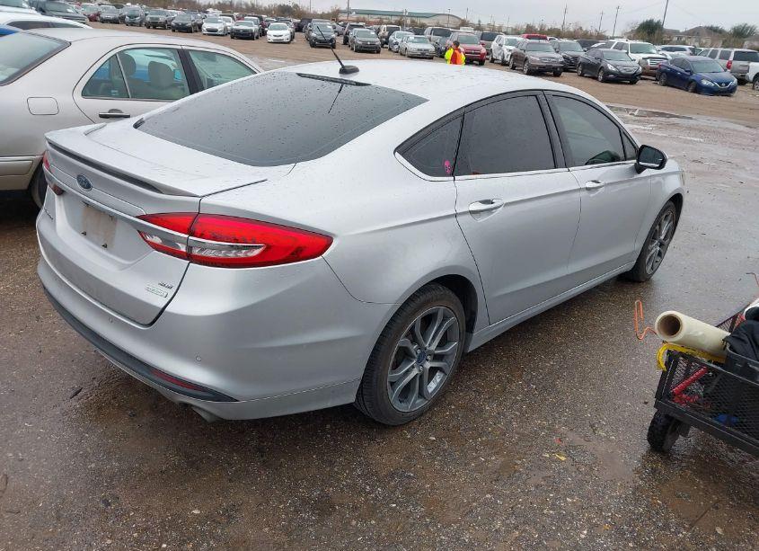 Photo 4 of 2017 Ford Fusion SE (VIN 3FA6P0HD8HR251959)