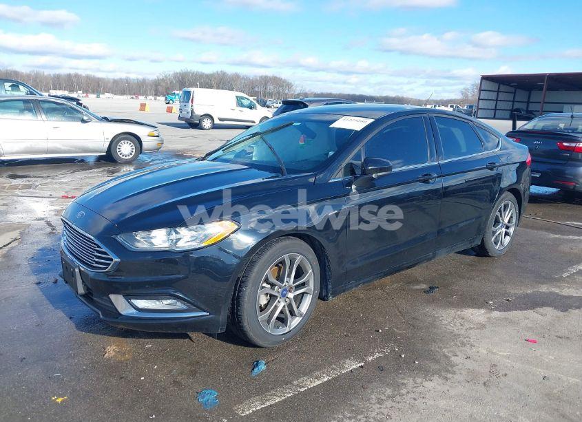 Photo 2 of 2017 Ford Fusion SE (VIN 3FA6P0HD8HR291331)