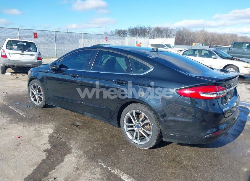 Photo 3 of 2017 Ford Fusion SE (VIN 3FA6P0HD8HR291331)