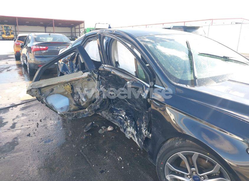 Photo 6 of 2017 Ford Fusion SE (VIN 3FA6P0HD8HR291331)