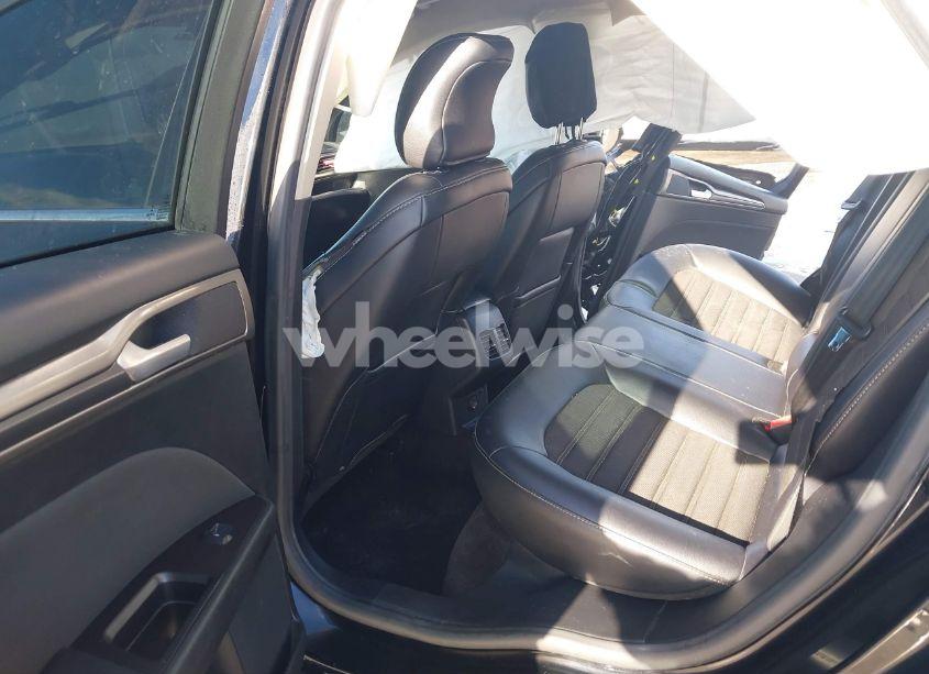 Photo 8 of 2017 Ford Fusion SE (VIN 3FA6P0HD8HR291331)