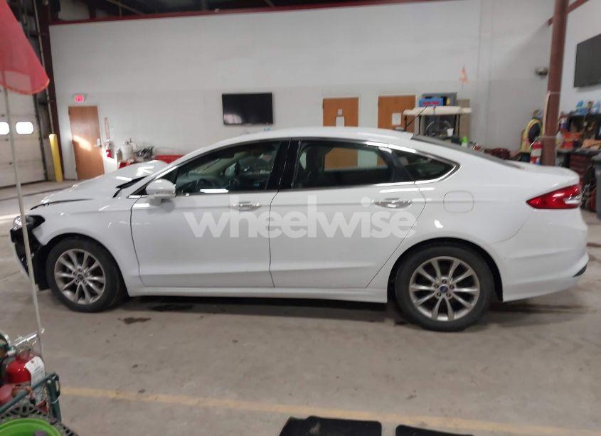 Photo 14 of 2017 Ford Fusion SE (VIN 3FA6P0HD8HR291801)