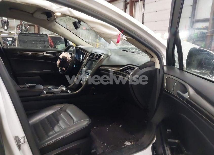 Photo 5 of 2017 Ford Fusion SE (VIN 3FA6P0HD8HR291801)