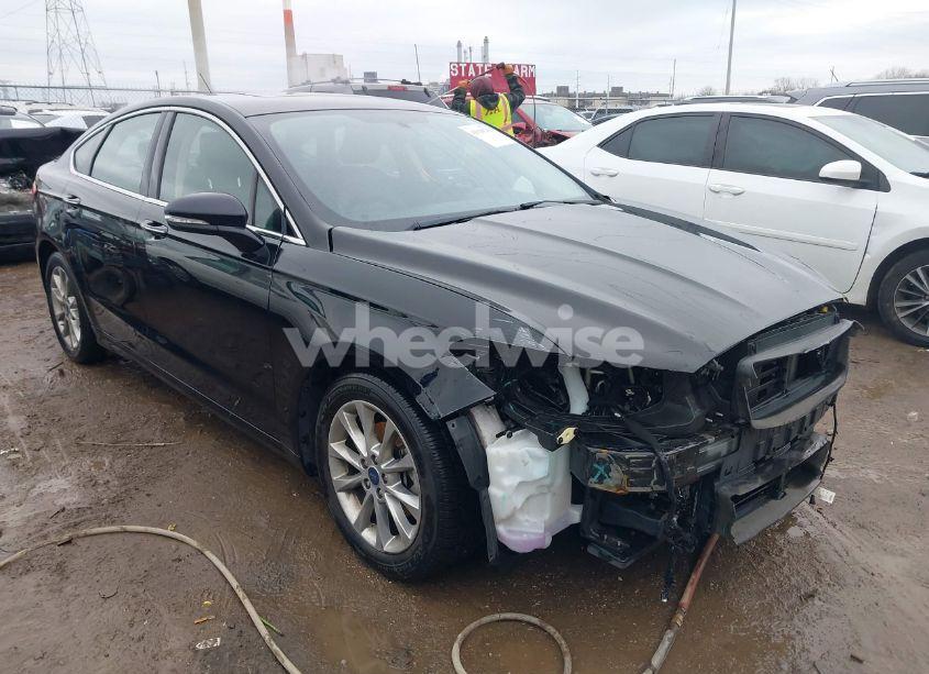 2017 Ford Fusion SE (VIN 3FA6P0HD8HR341161) main photo