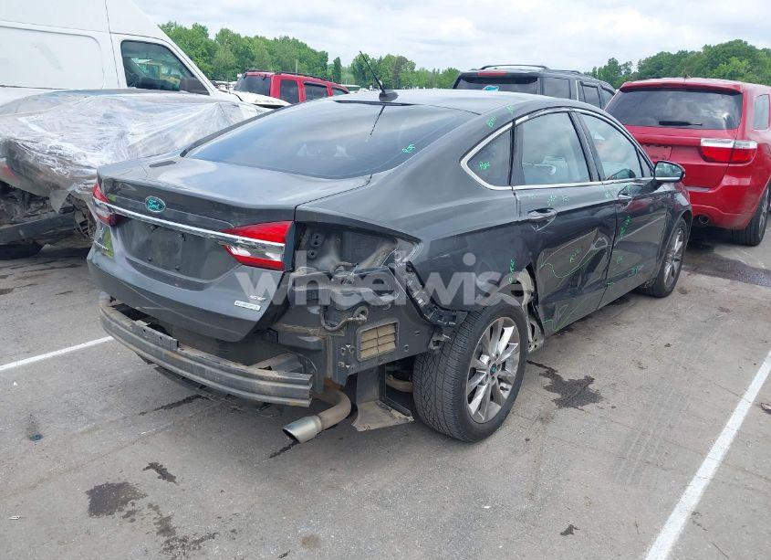 Photo 4 of 2017 Ford Fusion SE (VIN 3FA6P0HD8HR405649)