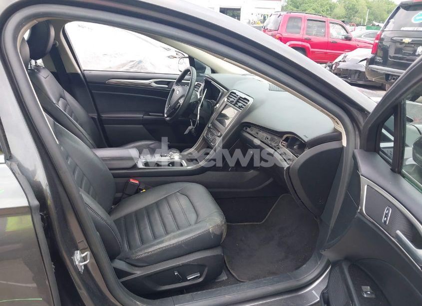 Photo 5 of 2017 Ford Fusion SE (VIN 3FA6P0HD8HR405649)