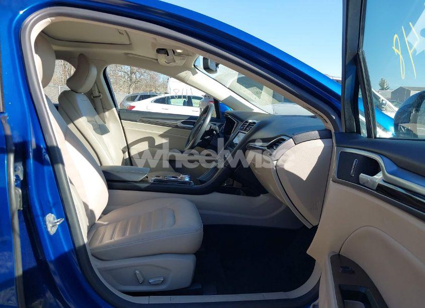 Photo 5 of 2017 Ford Fusion SE (VIN 3FA6P0HD8HR405876)