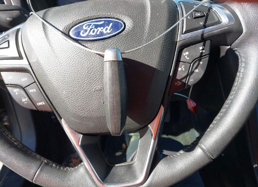 Photo 11 of 2018 Ford Fusion SE (VIN 3FA6P0HD8JR153973)