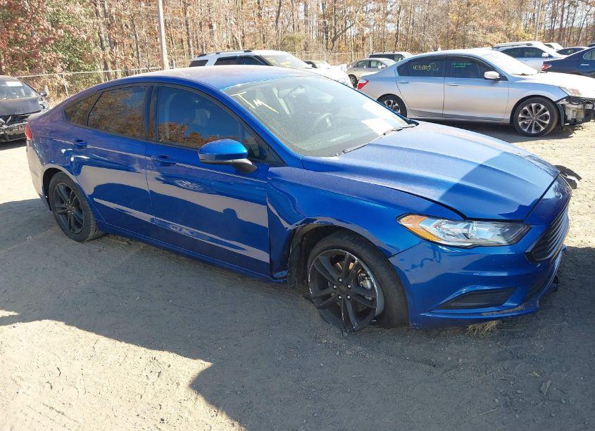 2018 Ford Fusion SE (VIN 3FA6P0HD8JR156503) main photo