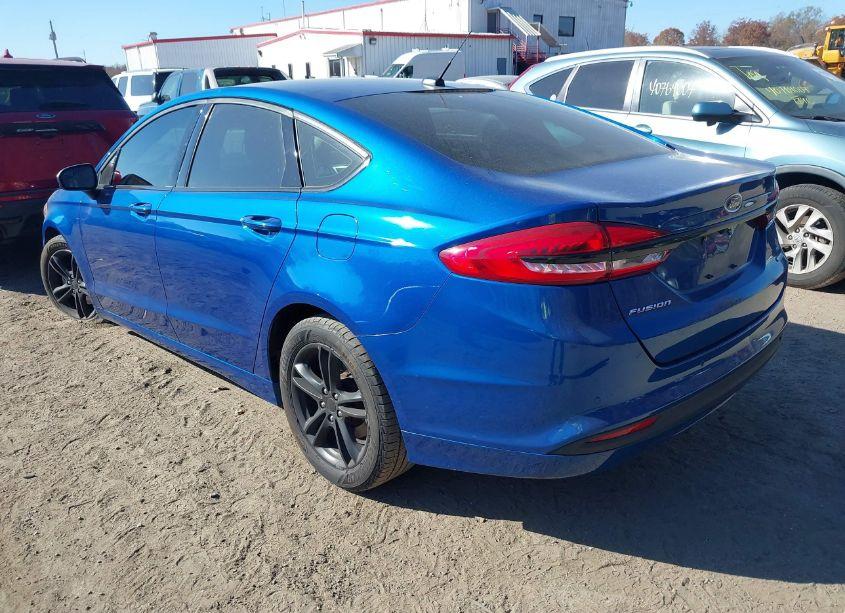 Photo 3 of 2018 Ford Fusion SE (VIN 3FA6P0HD8JR156503)