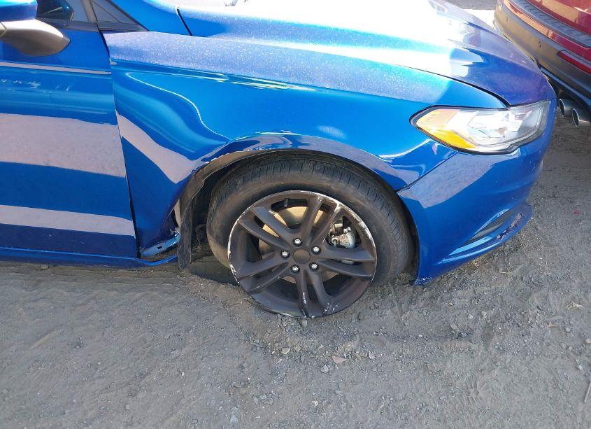 Photo 6 of 2018 Ford Fusion SE (VIN 3FA6P0HD8JR156503)