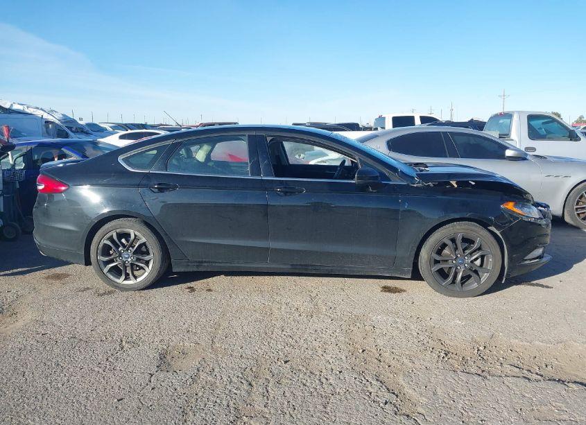 Photo 13 of 2018 Ford Fusion SE (VIN 3FA6P0HD8JR167632)