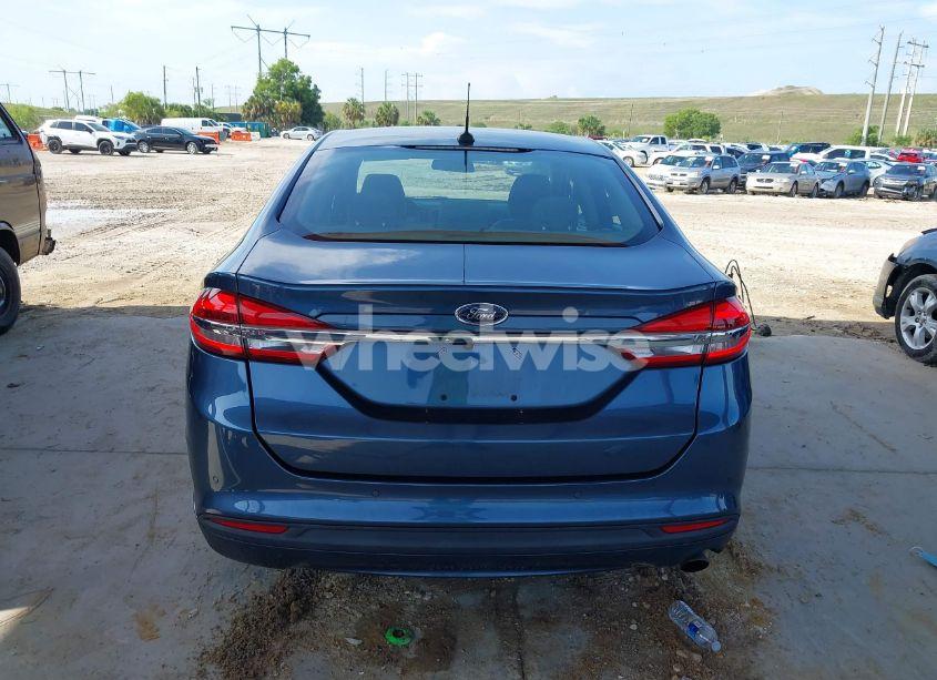 Photo 16 of 2018 Ford Fusion SE (VIN 3FA6P0HD8JR201052)