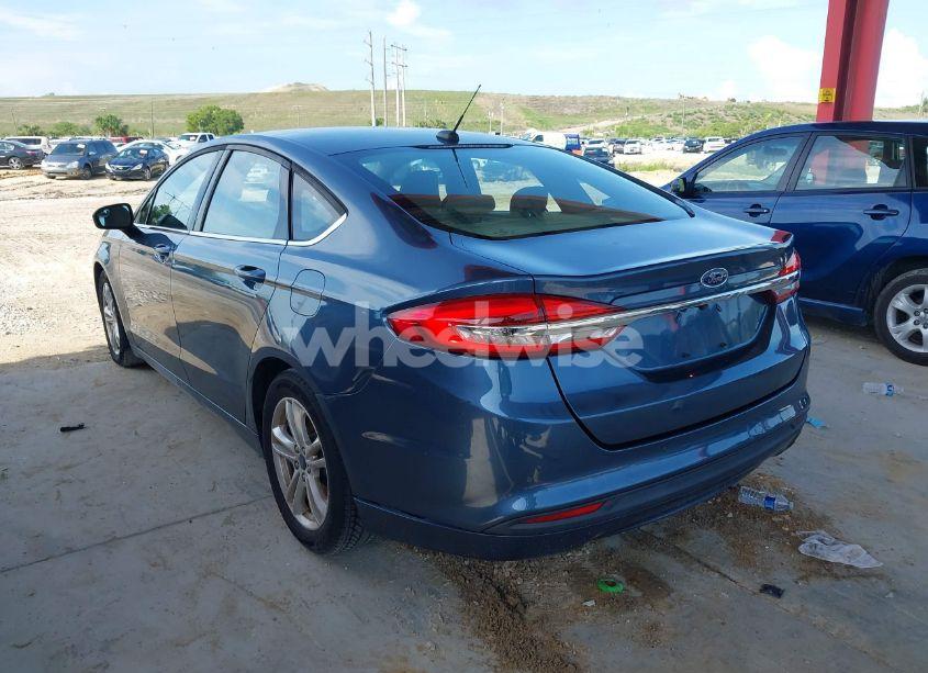 Photo 3 of 2018 Ford Fusion SE (VIN 3FA6P0HD8JR201052)