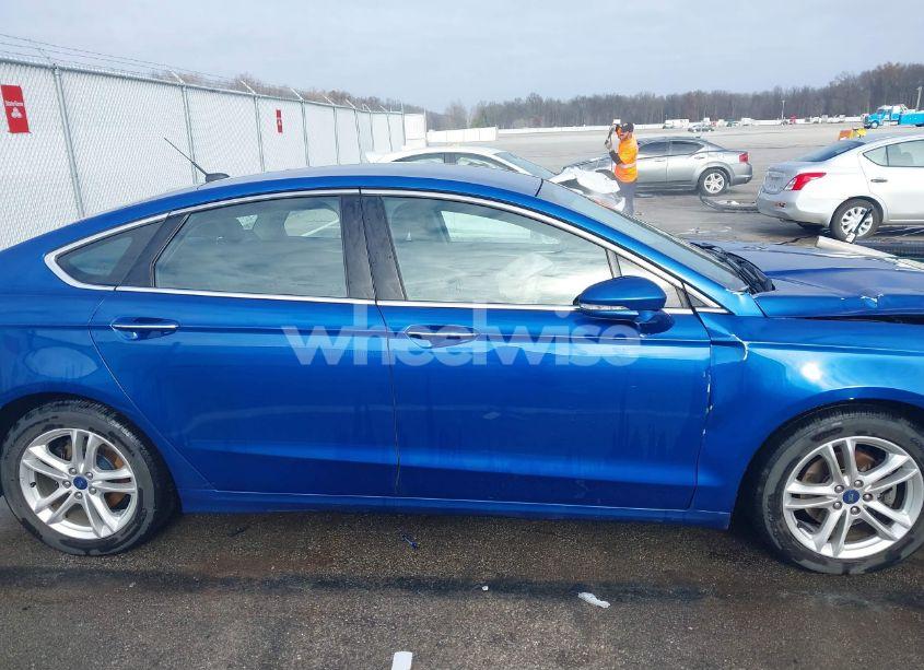 Photo 13 of 2018 Ford Fusion SE (VIN 3FA6P0HD8JR210852)