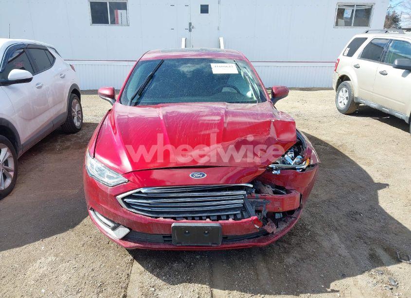 Photo 12 of 2018 Ford Fusion SE (VIN 3FA6P0HD8JR218238)