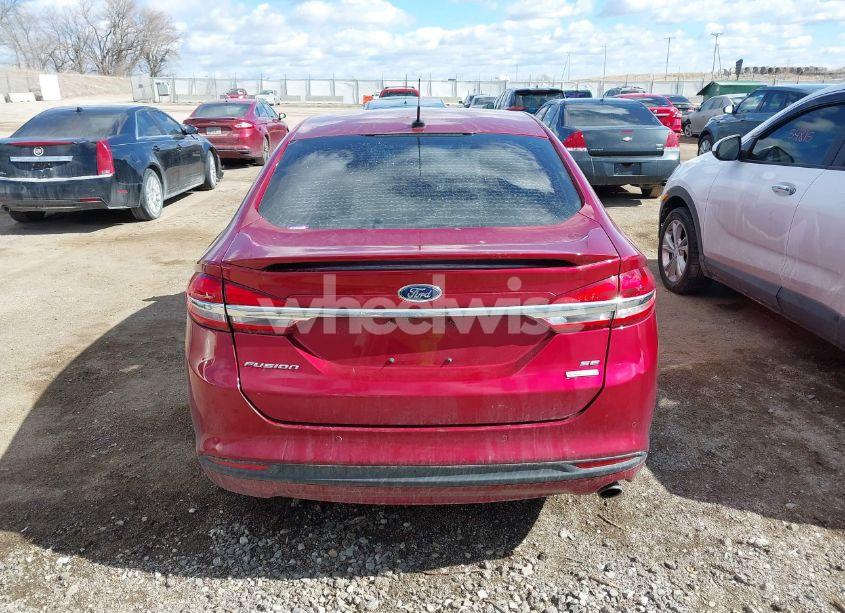 Photo 16 of 2018 Ford Fusion SE (VIN 3FA6P0HD8JR218238)