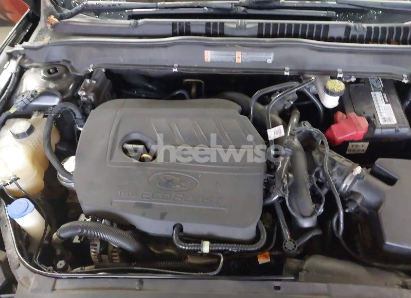 Photo 10 of 2018 Ford Fusion SE (VIN 3FA6P0HD8JR228199)