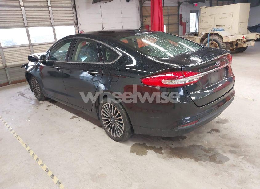 Photo 3 of 2018 Ford Fusion SE (VIN 3FA6P0HD8JR228199)