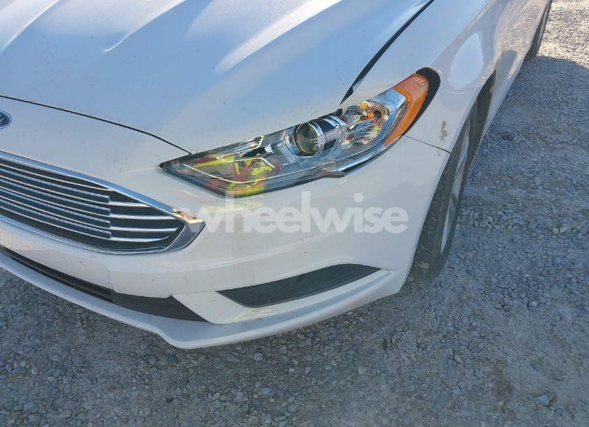 Photo 6 of 2018 Ford Fusion SE (VIN 3FA6P0HD8JR228882)