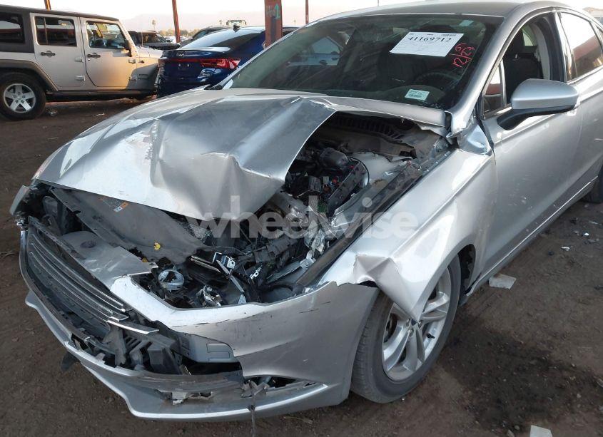 Photo 6 of 2018 Ford Fusion SE (VIN 3FA6P0HD8JR229336)