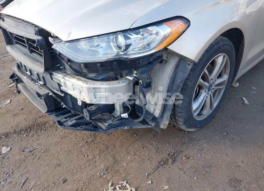 Photo 19 of 2018 Ford Fusion SE (VIN 3FA6P0HD8JR238621)