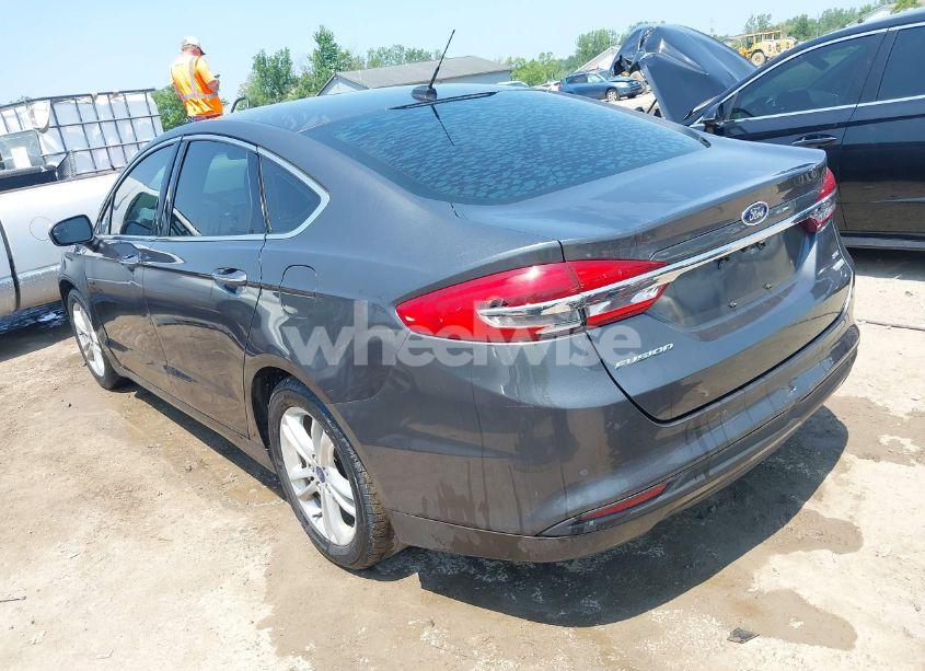 Photo 3 of 2018 Ford Fusion SE (VIN 3FA6P0HD8JR251935)