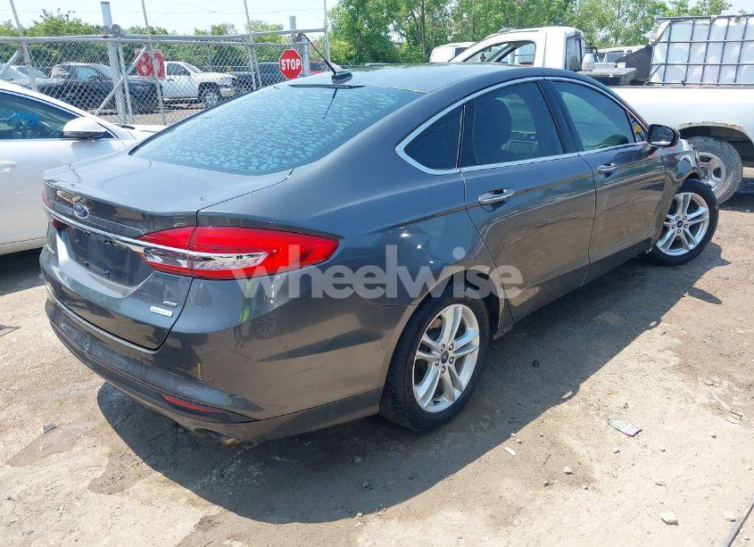 Photo 4 of 2018 Ford Fusion SE (VIN 3FA6P0HD8JR251935)