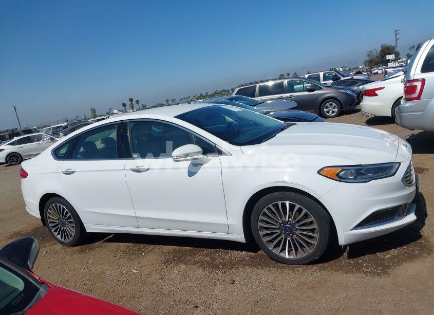 Photo 13 of 2018 Ford Fusion SE (VIN 3FA6P0HD8JR268590)
