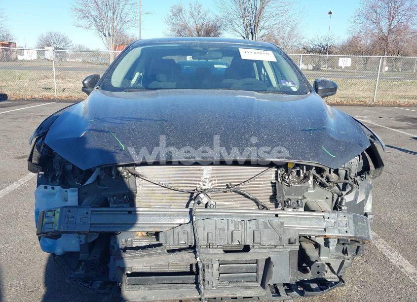 Photo 12 of 2018 Ford Fusion SE (VIN 3FA6P0HD8JR283073)