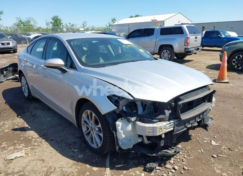 2019 Ford Fusion SE (VIN 3FA6P0HD8KR145891) main photo