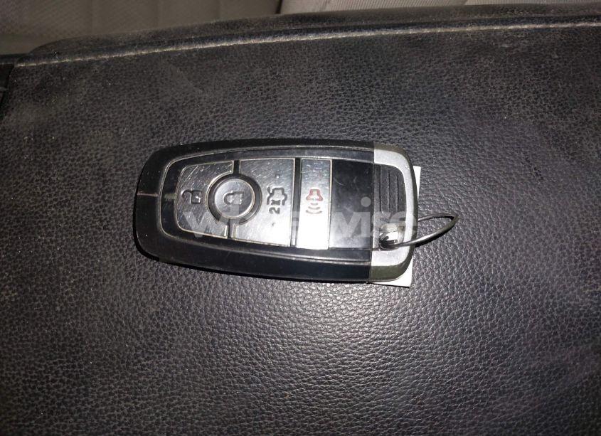 Photo 11 of 2019 Ford Fusion SE (VIN 3FA6P0HD8KR153571)