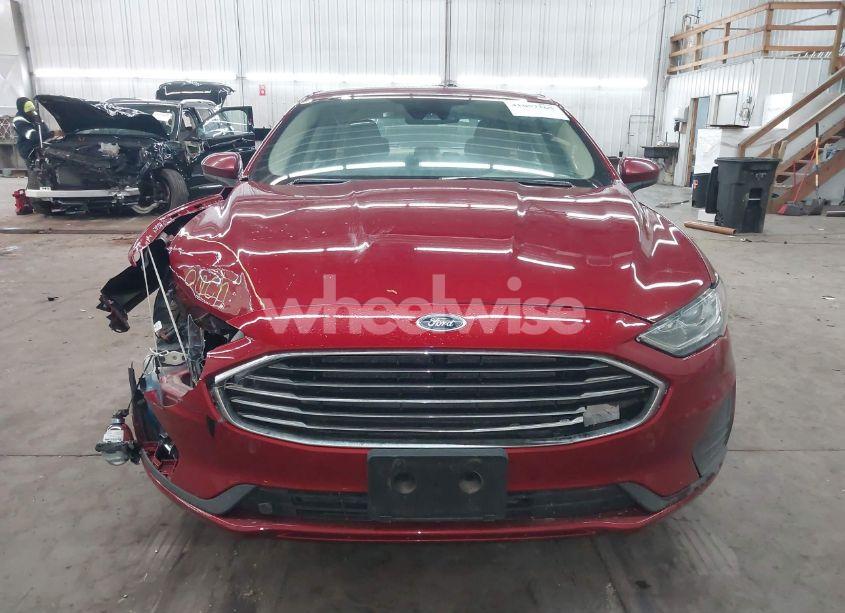 Photo 12 of 2019 Ford Fusion SE (VIN 3FA6P0HD8KR153571)