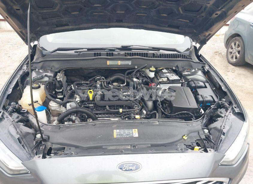 Photo 10 of 2019 Ford Fusion SE (VIN 3FA6P0HD8KR160990)