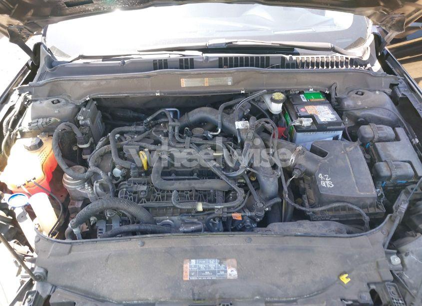 Photo 10 of 2019 Ford Fusion SE (VIN 3FA6P0HD8KR175506)